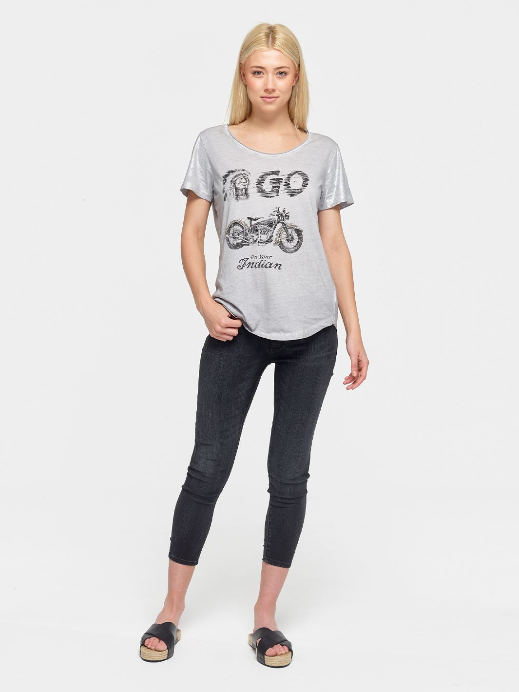 Shine Sleeve Tee