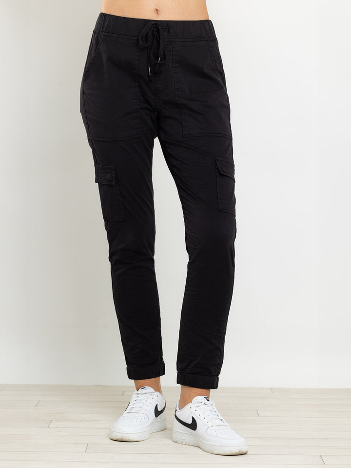 Andi Cargo Black Jogger Pant