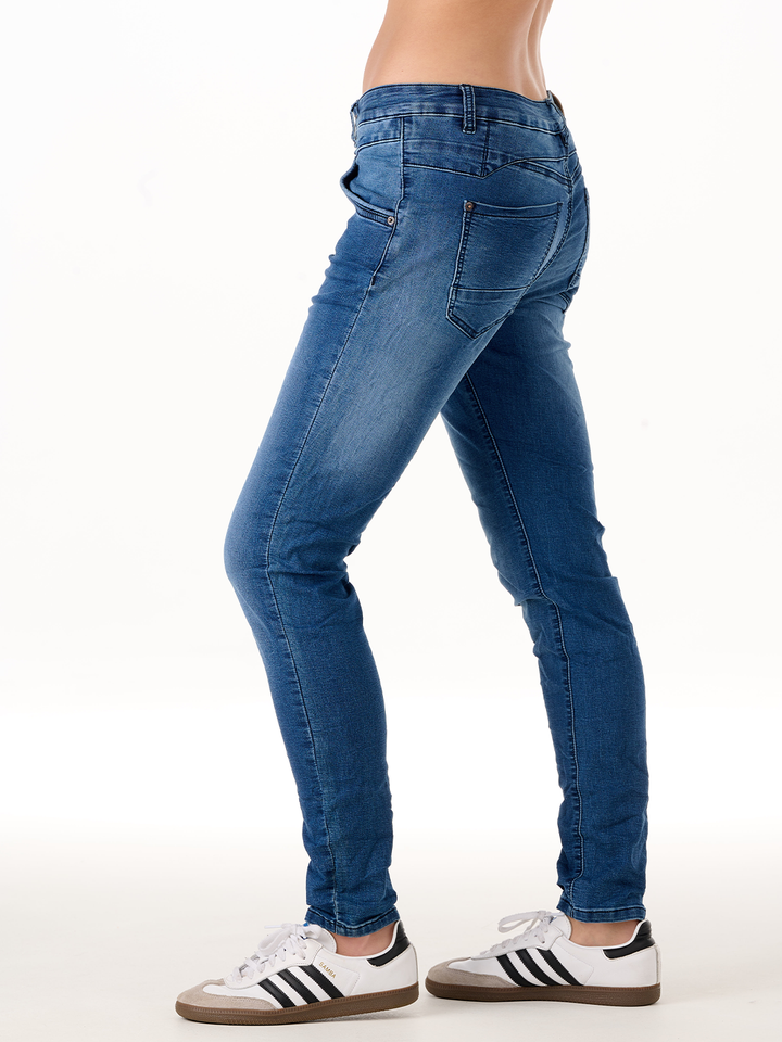 Blake Slim Boyfriend Jean