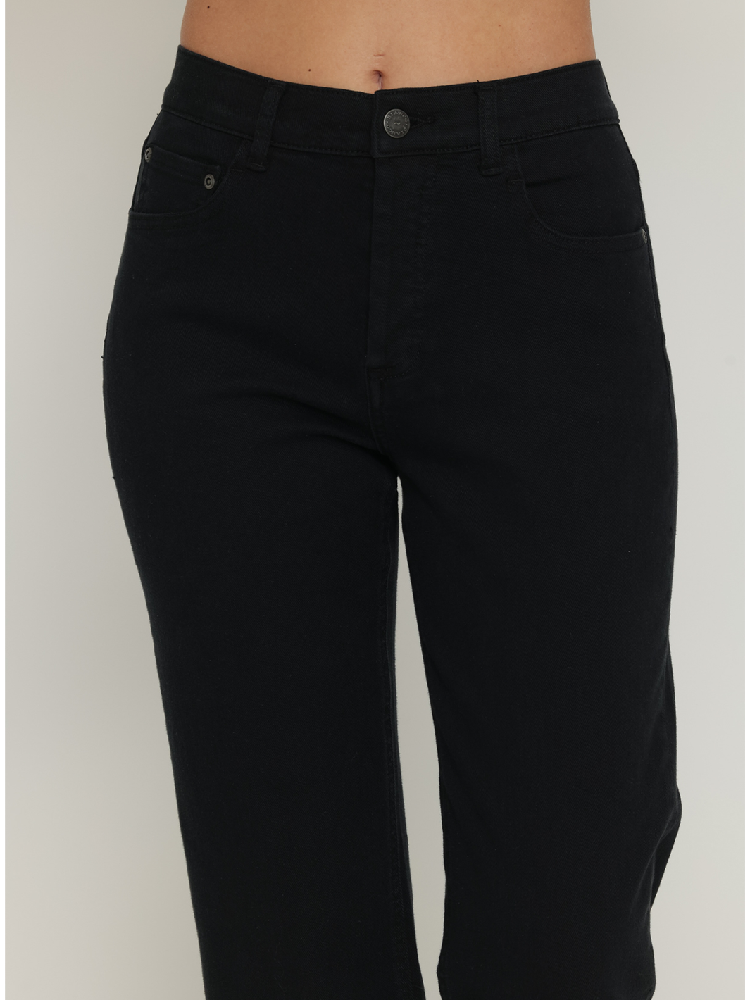 Cassie Black Straight Jean — close up of waist and pocket details | Bianco Jeans
