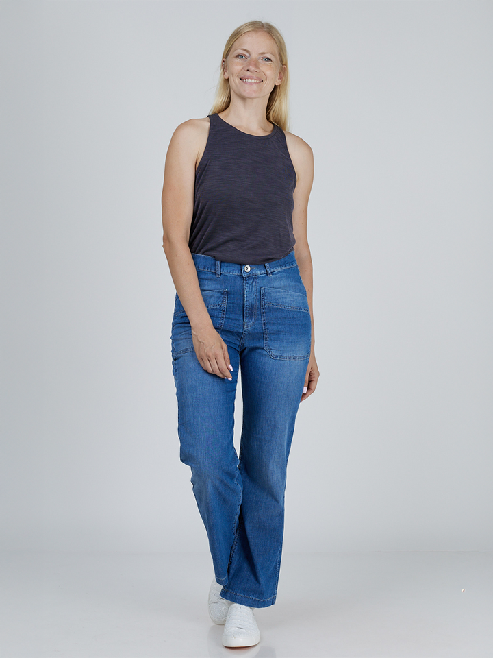 Emma Boyfriend Jean