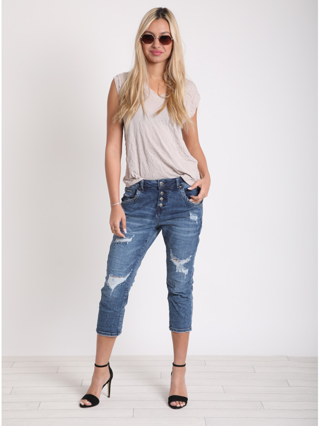 Emma Denim Capri