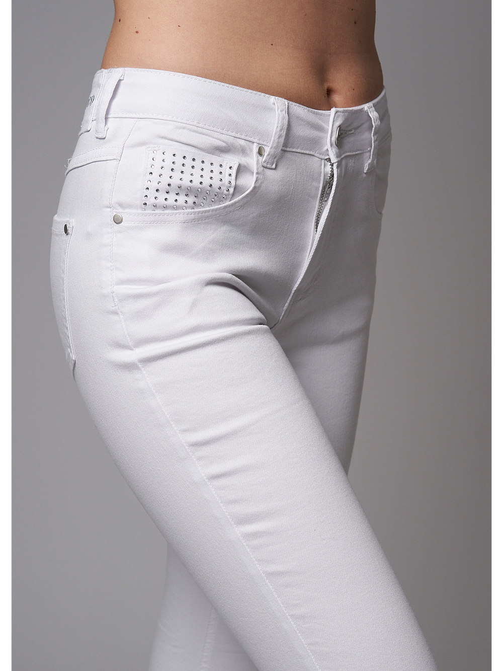 Jasmine White Jean — close up of diamanté embellished coin pocket on white stretch denim | Bianco Jeans