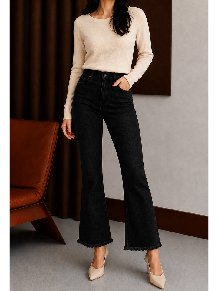 Mila Mini Flare Jean – Black