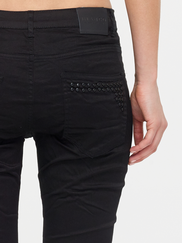 Natalie Boyfriend Pant – Black — close up of back pocket and stud detailing | Bianco Jeans