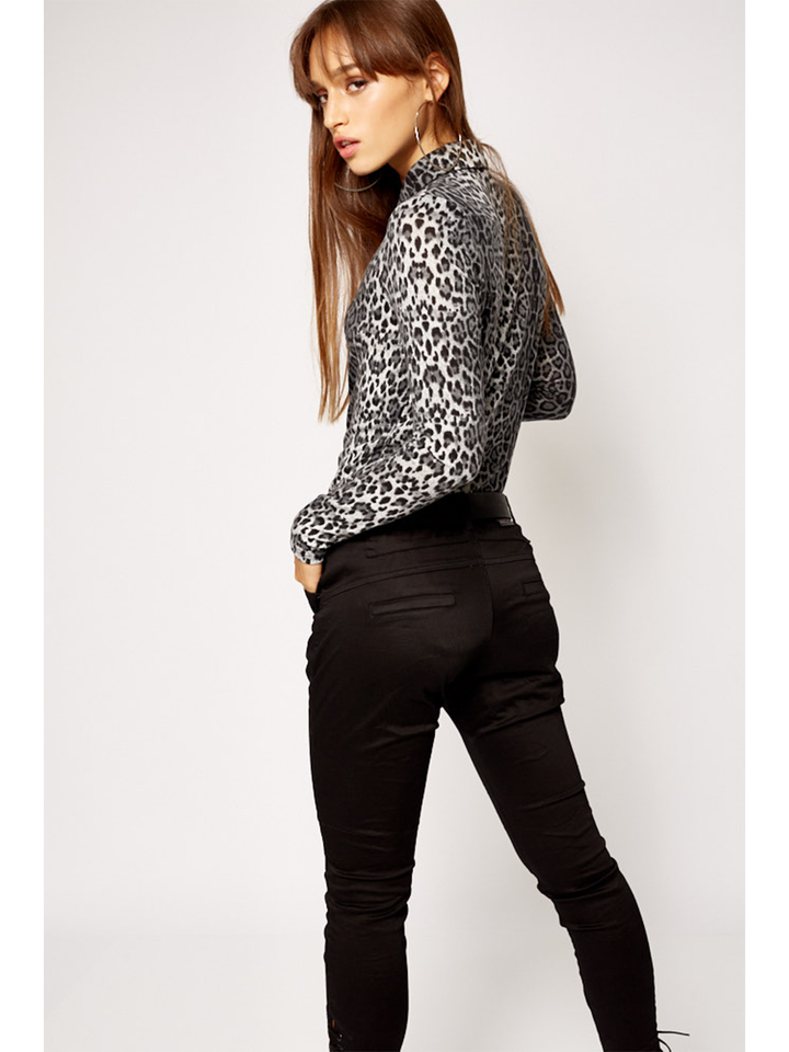 Rosario Black Riding Pants