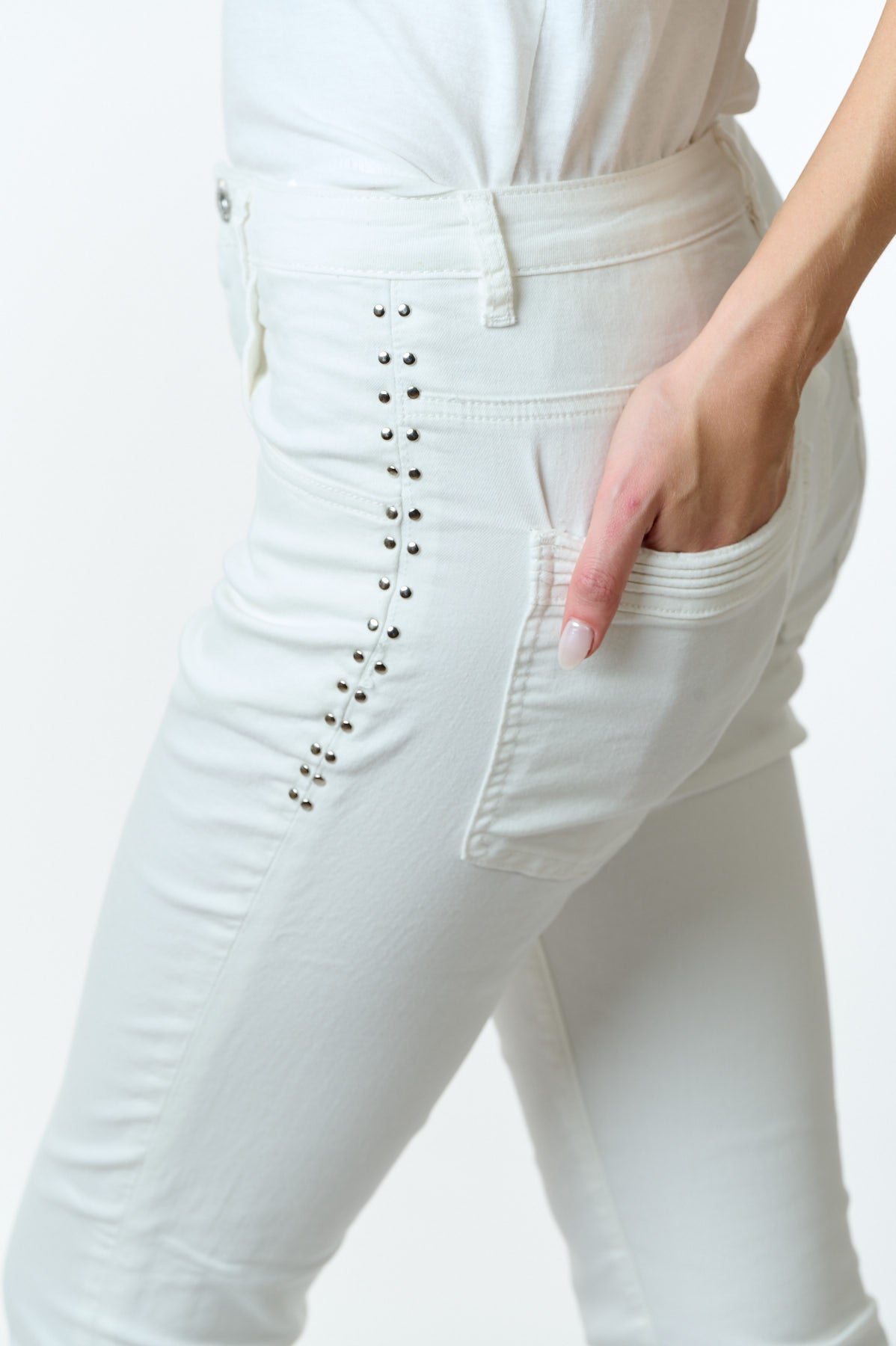 Off white deals skinny jeans
